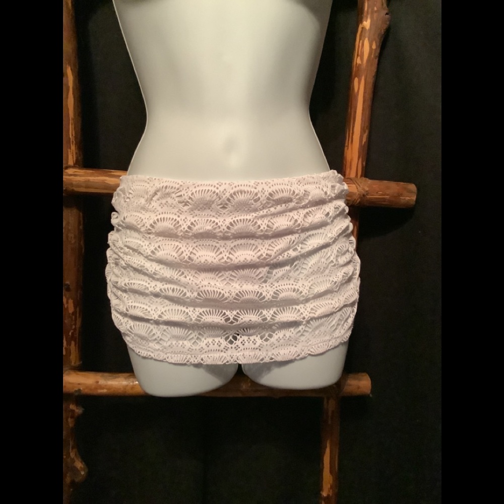 343 Swim suit bottoms. Skort lace